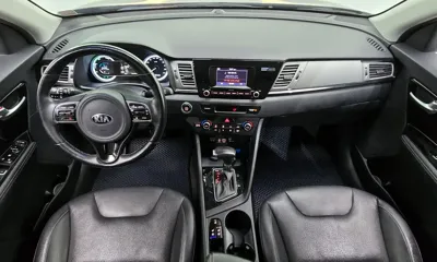 Kia Niro 2018, 165744 км, за 9600000 KRW - фото 7