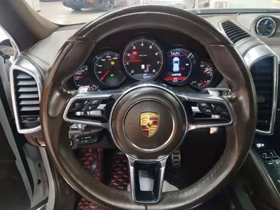 Porsche Cayenne 2015, 161900 км, за 168100 CNY - фото 8