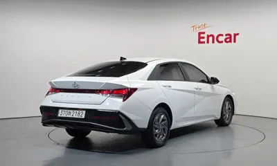 Hyundai Avante 2024, 62032 км, за 19000000 KRW - фото 2
