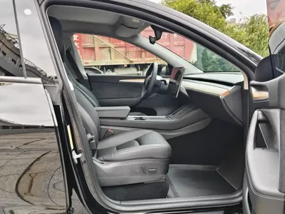 Tesla Model Y 2021, 95000 км, за 132800 CNY - фото 13