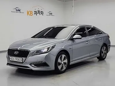 Hyundai Sonata · 2015 год