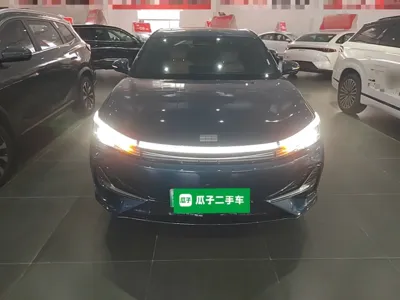 Geely Galaxy Galaxy A7 2025, 9900 км, за 116802.71 CNY