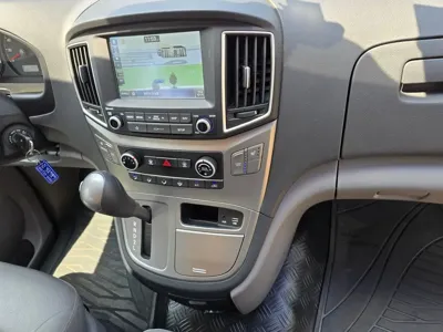Hyundai Starex 2019, 54180 км, за 19900000 KRW - фото 14