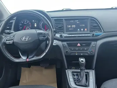 Hyundai Elantra 2018, 64000 км, за 37900 CNY - фото 12