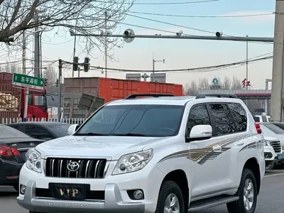 Toyota Prado · 2011 год