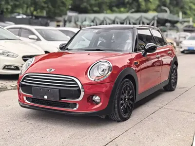 MINI MINI · 2018 год