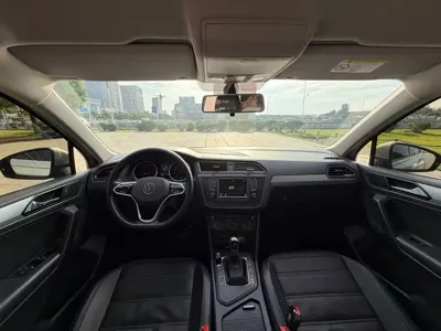 Volkswagen Tiguan L 2017, 90000 км, за 49800 CNY - фото 6