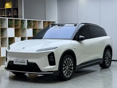Nio ES6 · 2025 год