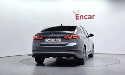 Hyundai Avante 2017, 121271 км, за 7990000 KRW