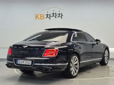 Bentley Flying Spur 2022, 28456 км, за 187000000 KRW