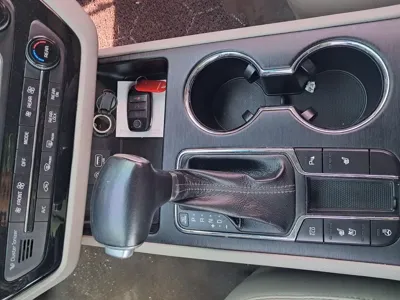 Kia Canival 2019, 196151 км, за 32350000 KRW - фото 11