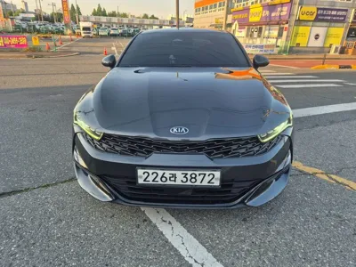 Kia K5 · 2020 год