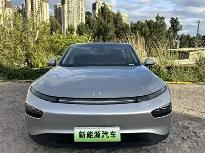 Xpeng P7 2022, 130000 км, за 76800 CNY