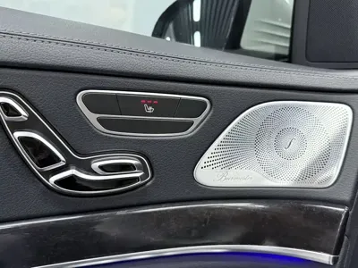 Mercedes-Benz S-Class 2018, 160000 км, за 348000 CNY - фото 18