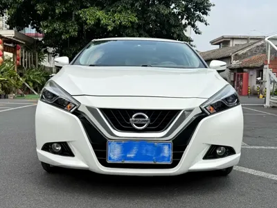 Nissan Bluebird 2018, 80000 км, за 35800 CNY