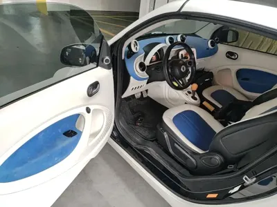 Smart Smart Fortwo 2017, 76700 км, за 94100 CNY - фото 16