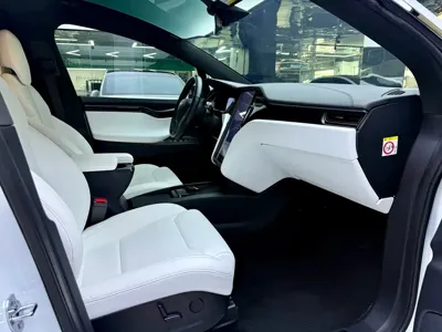 Tesla Model X 2019, 158000 км, за 228000 CNY - фото 11