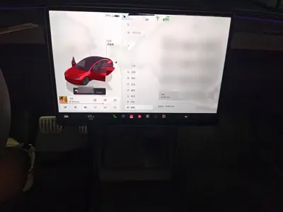 Tesla Model 3 2026, 9900 км, за 212600 CNY - фото 6