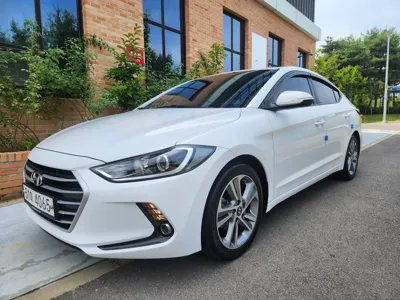 Hyundai Avante · 2018 год
