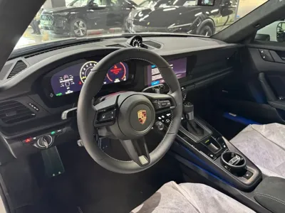 Porsche 911 2026, 27 км, за 369000000 KRW