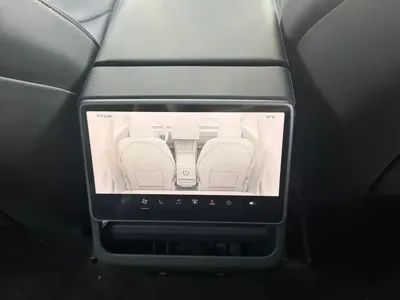 Tesla Model 3 2024, 20800 км, за 123800 CNY - фото 9