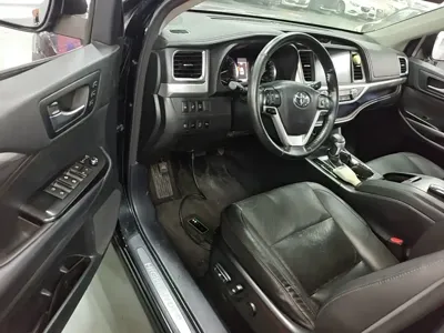 Toyota Highlander 2019, 83400 км, за 125100 CNY - фото 16