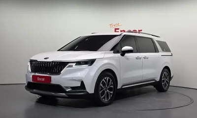 Kia Canival · 2021 год