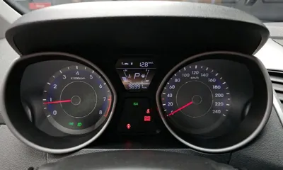 Hyundai Avante 2015, 96991 км, за 5900000 KRW - фото 8