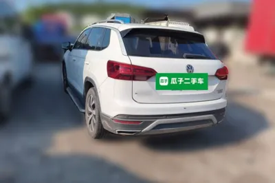 Volkswagen Tayron 2019, 60900 км, за 76395.58 CNY