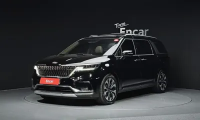 Kia Canival · 2021 год