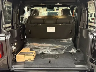 Jeep Wrangler 2026, 500 км, за 0 KRW - фото 8