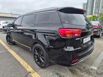 Kia Canival 2019, 128997 км, за 16300000 KRW - фото 16