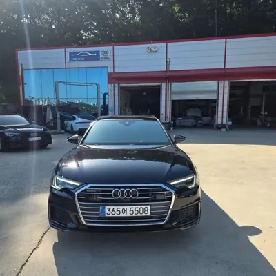 Audi A6 · 2021 год