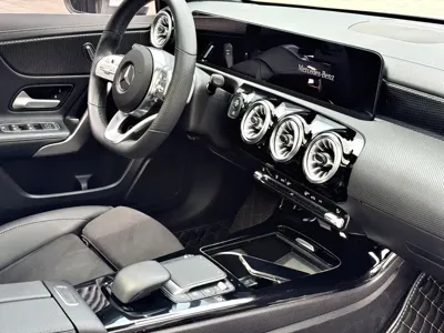 Mercedes-Benz A-Class 2023, 30000 км, за 86500 CNY - фото 8