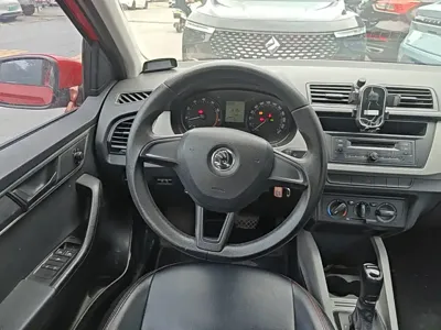 Skoda Fabia 2016, 111600 км, за 20200 CNY - фото 11