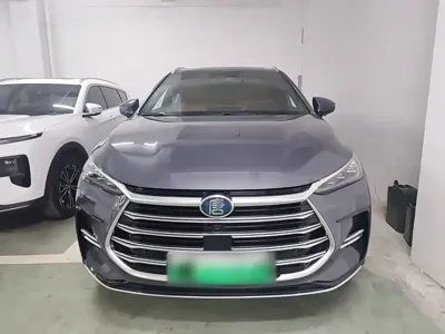 BYD Tang New Energy 2023, 36100 км, за 104800 CNY