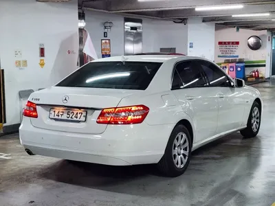 Mercedes-Benz E-Class 2011, 92381 км, за 4000000 KRW