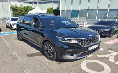 Kia Canival · 2023 год