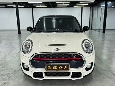MINI MINI 2017, 67000 км, за 88000 CNY
