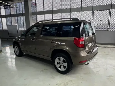 Skoda Yeti 2014, 87000 км, за 23700 CNY