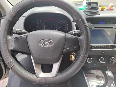 Hyundai ix25 2016, 106000 км, за 34200 CNY