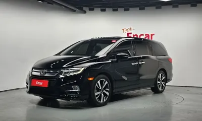 Honda Odyssey 2018, 114218 км, за 18800000 KRW - фото 1