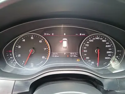 Audi A6L 2015, 167100 км, за 63500 CNY - фото 12