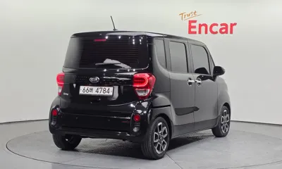 Kia Ray 2018, 79138 км, за 11000000 KRW