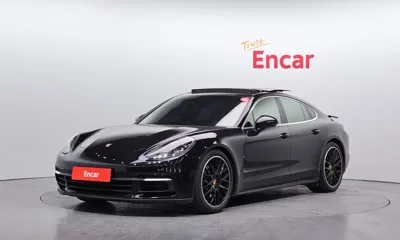 Porsche Panamera · 2018 год