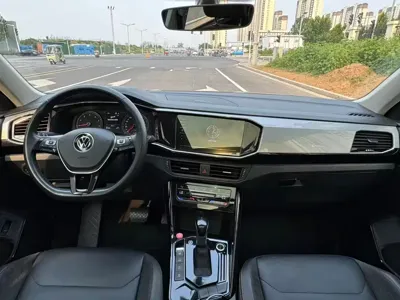 Volkswagen Tayron 2022, 67000 км, за 89900 CNY