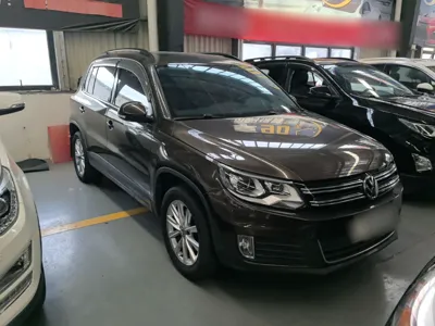 Volkswagen Tiguan 2016, 122500 км, за 57437.1 CNY - фото 3