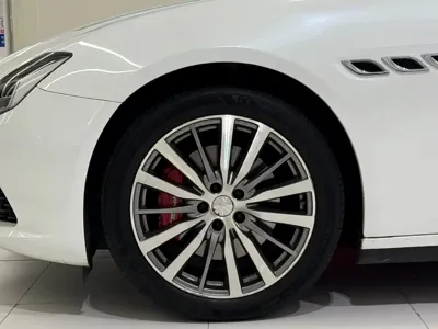 Maserati Quattroporte 2019, 80000 км, за 298000 CNY - фото 15