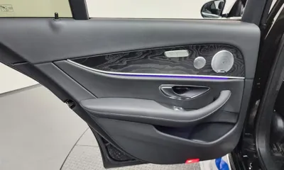 Mercedes-Benz E-Class 2018, 65343 км, за 27490000 KRW - фото 25