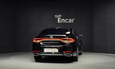 Hyundai Grandeur 2018, 105325 км, за 12000000 KRW